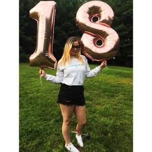 Meet your Posher, Rebecca